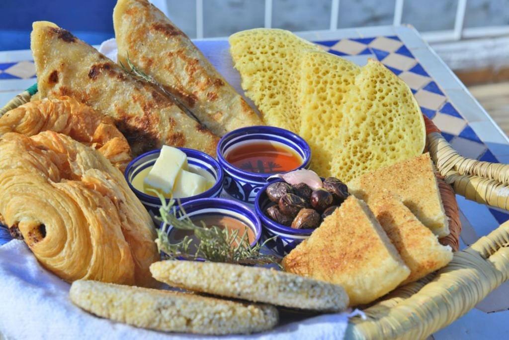 Hotel Golden Star Taounate 外观 照片