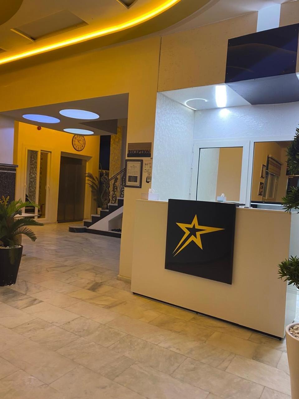 Hotel Golden Star Taounate 外观 照片