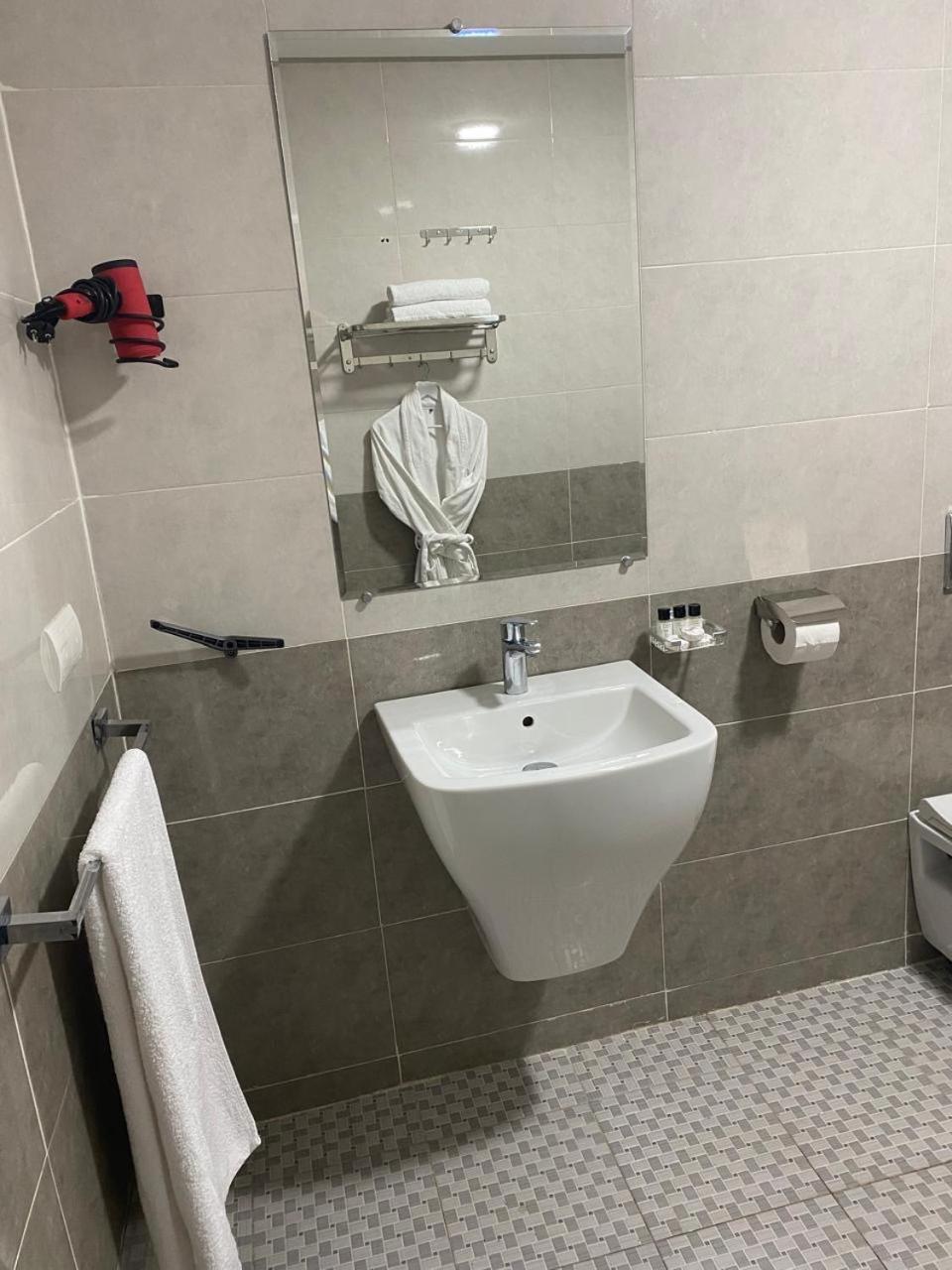 Hotel Golden Star Taounate 外观 照片
